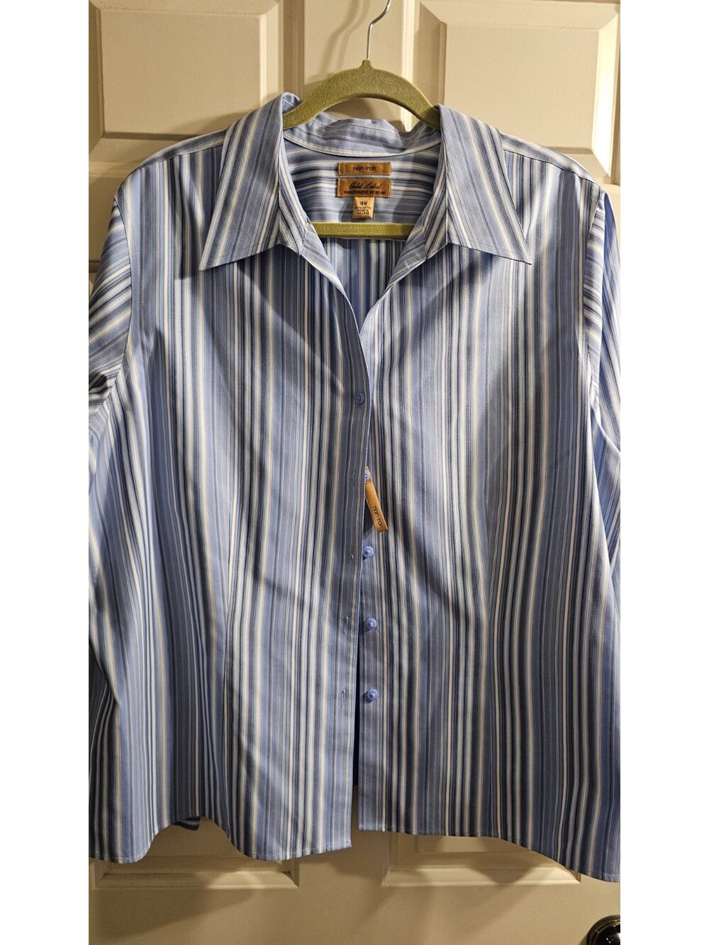 Westbound Woman NWOT Sz 18W Gold Label Non iron Blue Stripes Ls Preppy Look